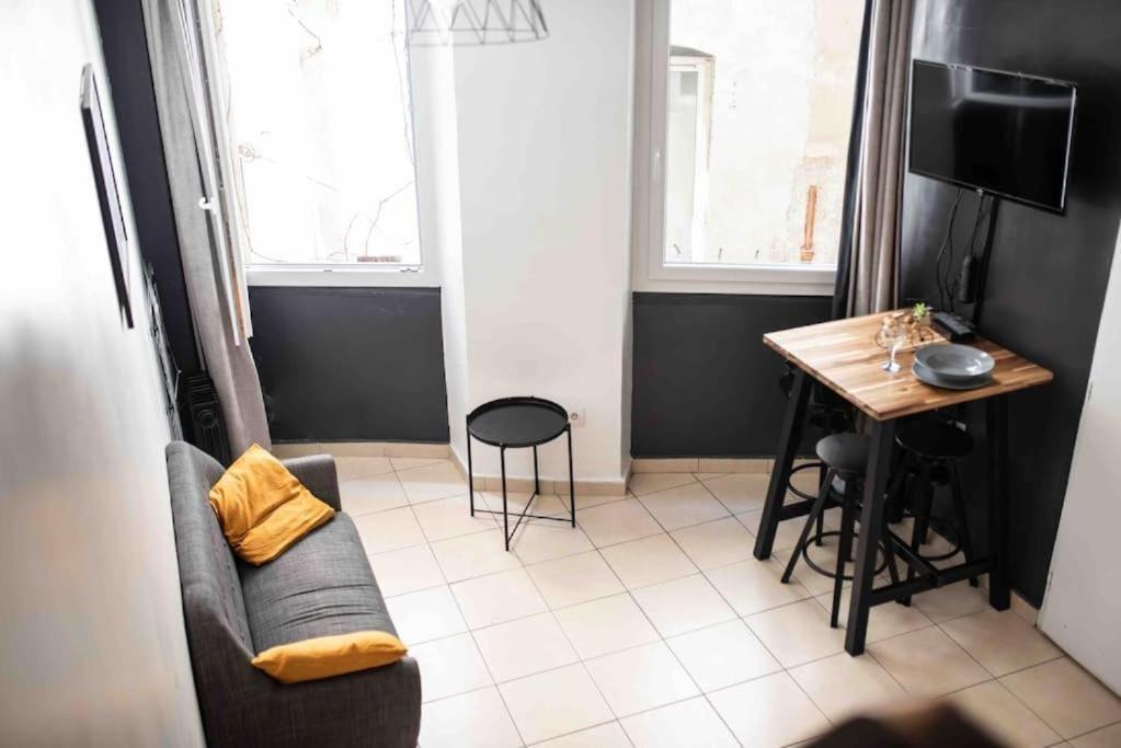 Appartement Tout Equipe Au Coeur Du Vieux Port Марсель Екстер'єр фото
